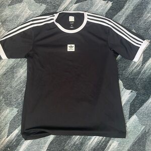 Adidas T shirt Large
